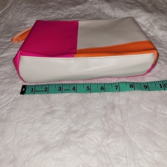 Elizabeth Arden New York Cosmetic Makeup Bag - Picture 12 of 12